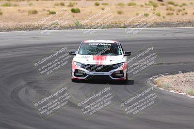 media/Jun-01-2025-CalClub SCCA (Sun) [[eae223c5dd]]/Group 2/Race 3/